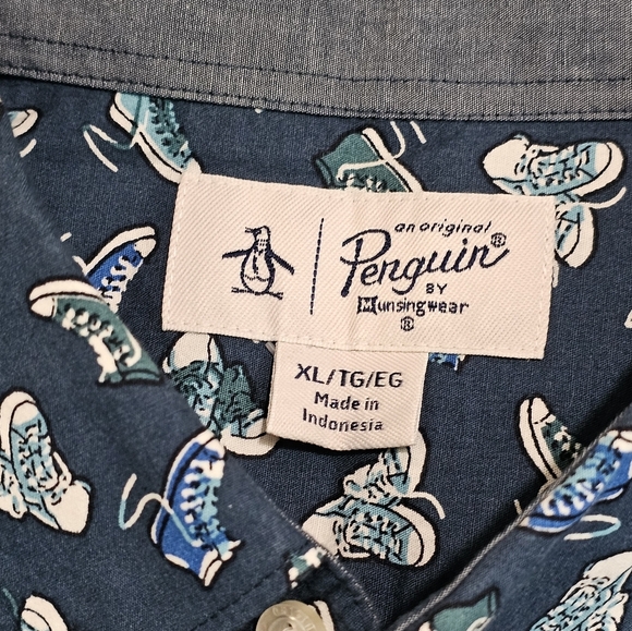 Penguin XL Shirt Blue Sneaker Graphic Button Down Casual Camp Style Y2K Vibe - Picture 5 of 7